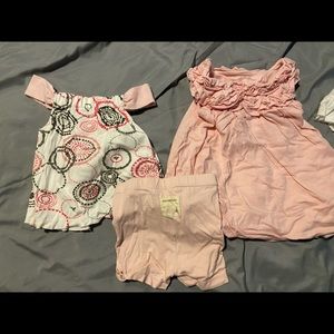Burts Bee’s infant girls 6 month 3 piece outfit